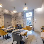 Chatus 公寓式酒店 3*